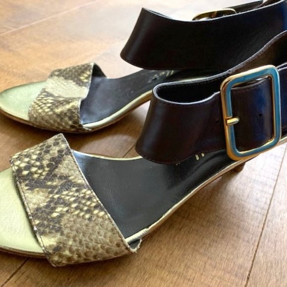 Snakeskin and golden buckle sandals, Bettye Muller, Size 6 - Picture 1 of 7